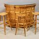 Comptoir de bar vintage avec ses 3 tabourets