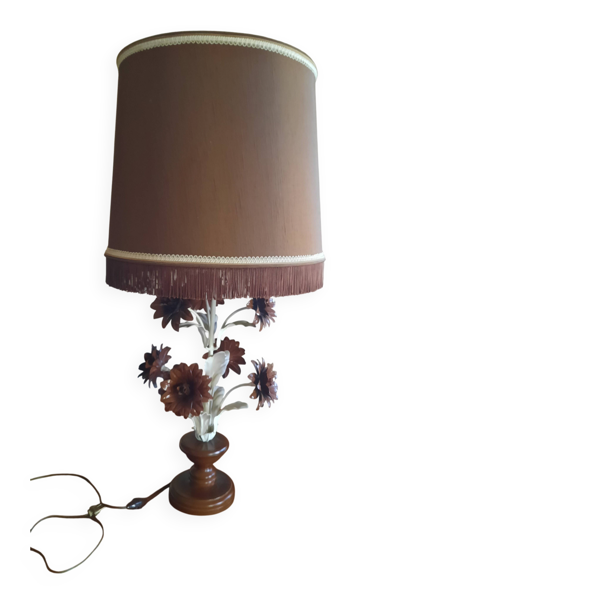 Large lamp from the 70s-80s with a silk shade.