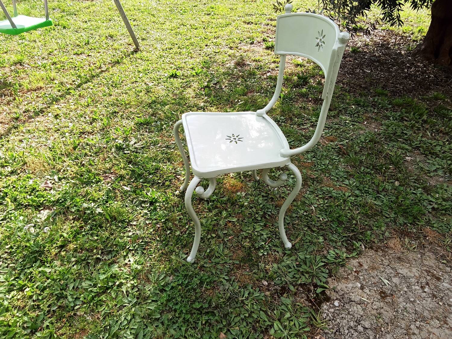 Large garden furniture