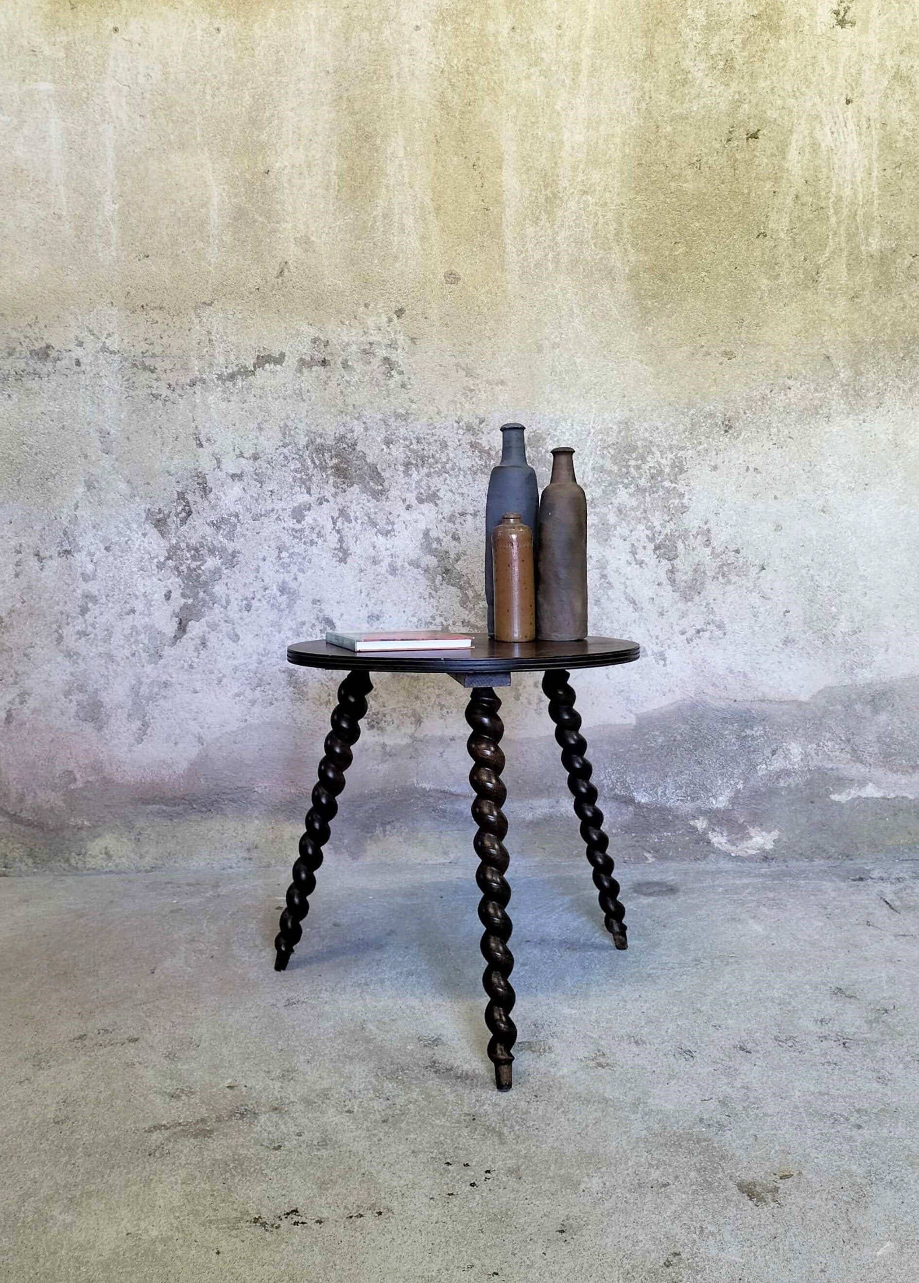 Vintage wooden side table/end table