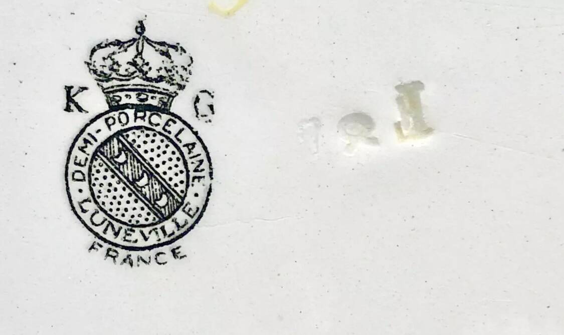 Old Luneville salad bowl, Réverbère model