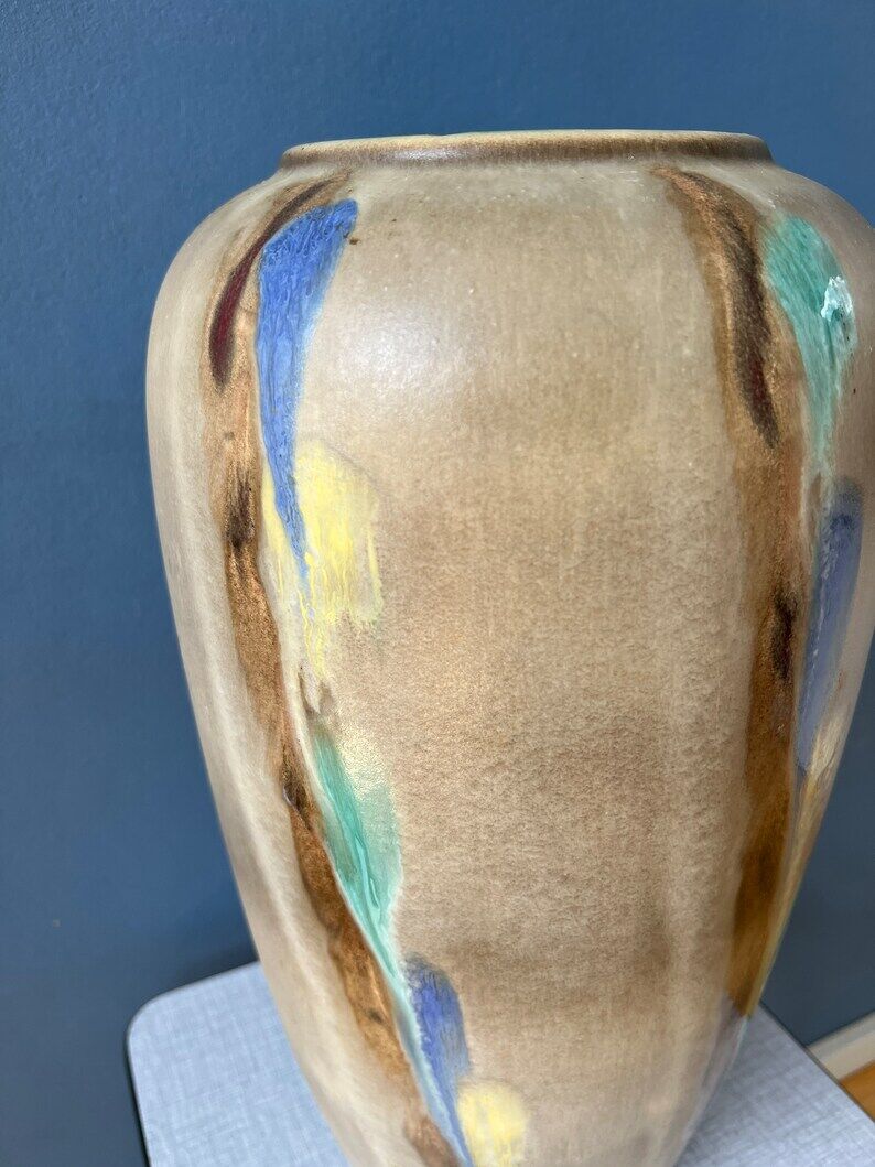 Colored ceramic vase