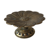 Cup flowers in brass