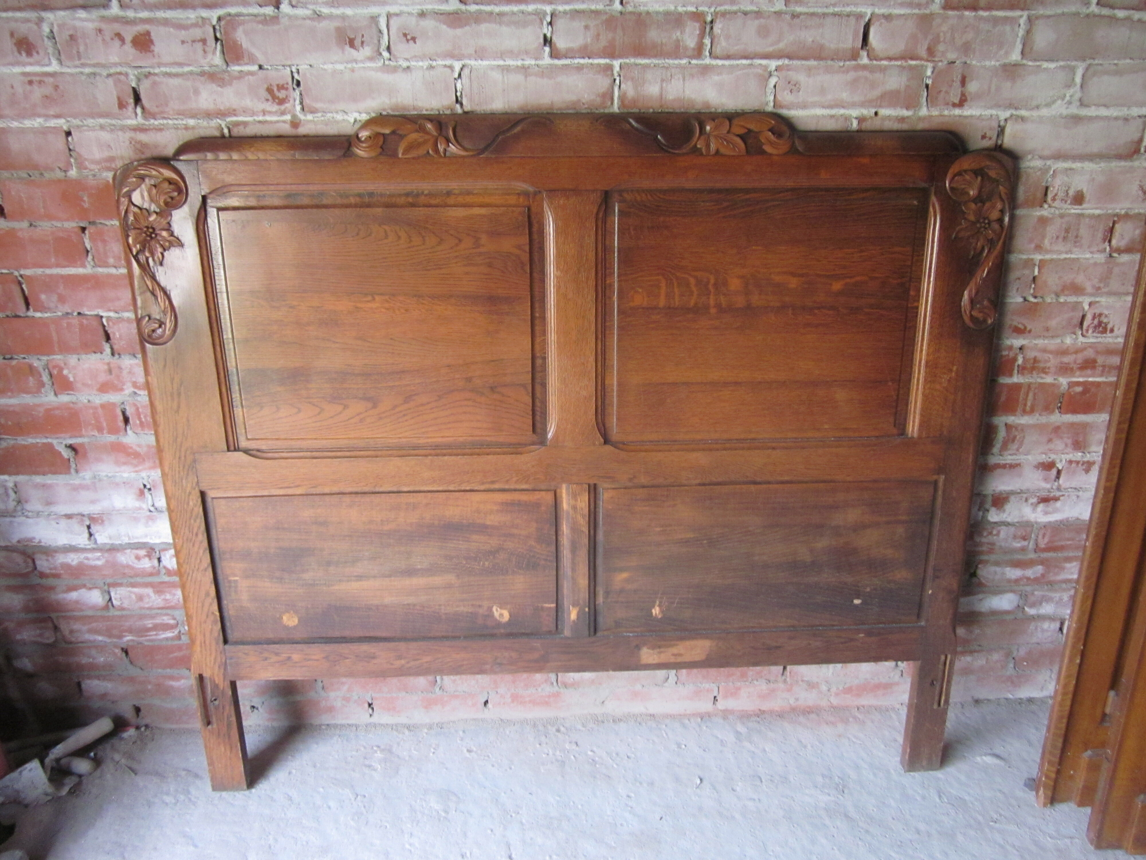Headboard in oak of the years 50