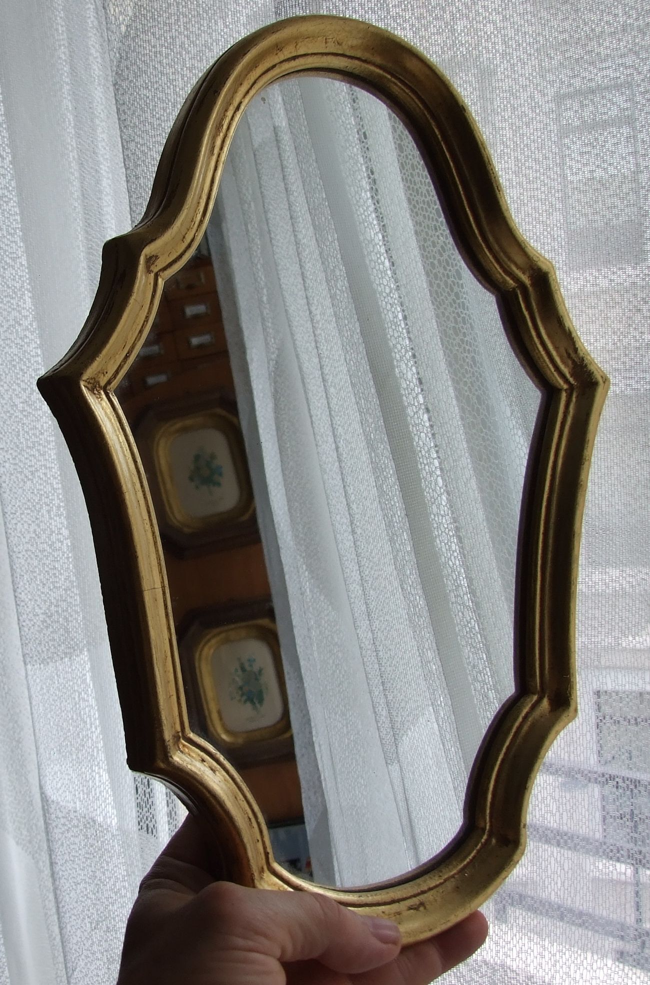 Old mirror frame in gilded wood 23x34cm