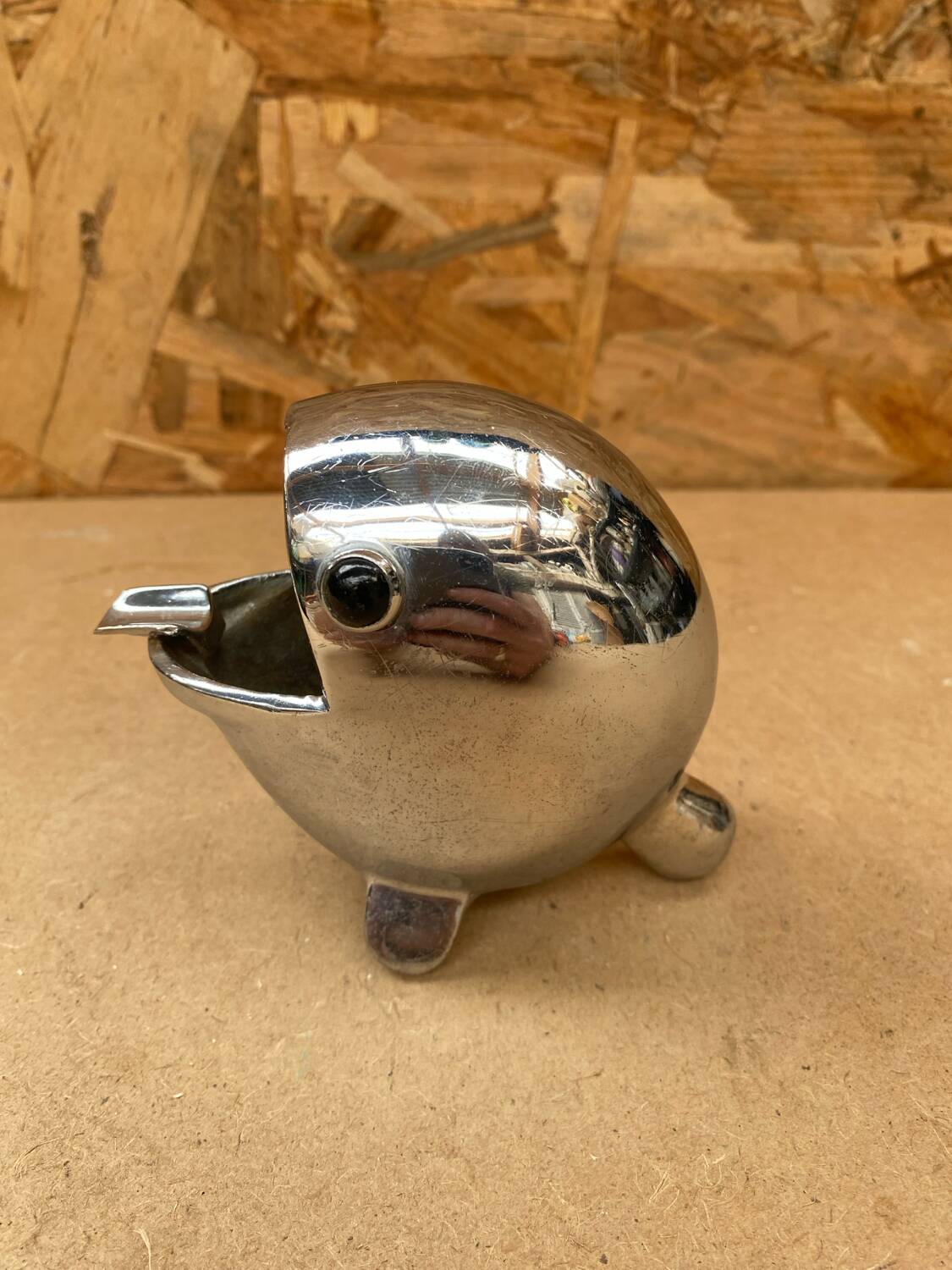 Ancien cendrier forme poisson en métal argenté vintage