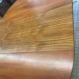 Table ronde en bois avec rallonges intégrées