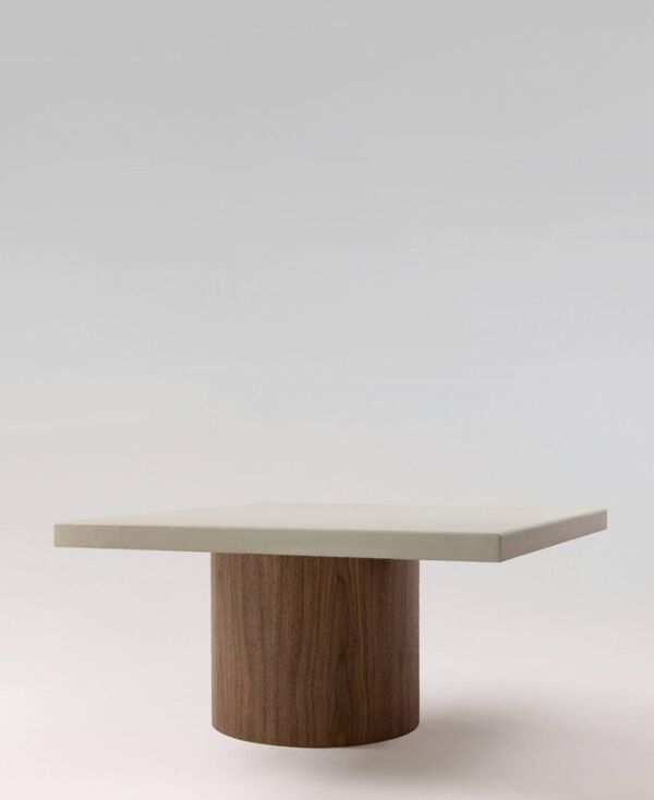 Table à manger NOĀ pied en noyer (pied large)