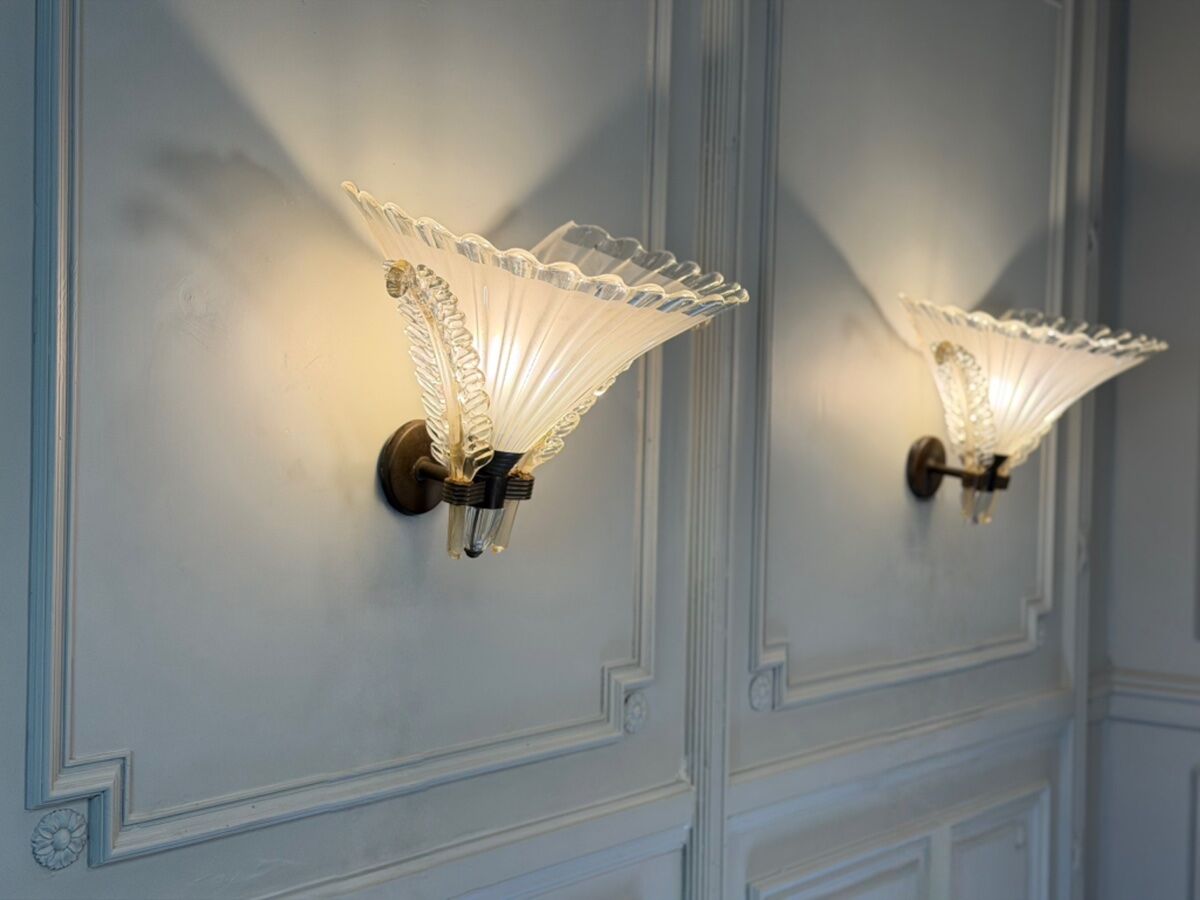Pair of Venetian wall lights in Murano glass by Seguso, circa 1930.