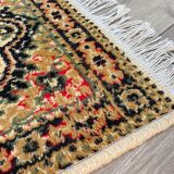 Beige mechanical carpet 80s