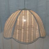Flower suspension in string and rope