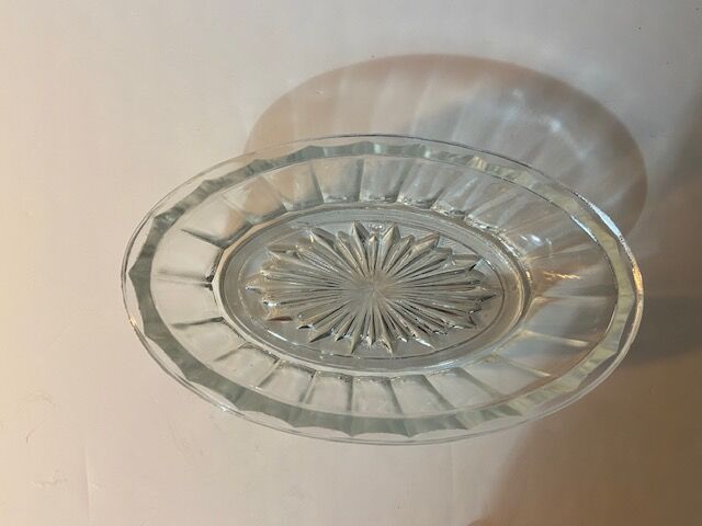Chiseled glass butter tray