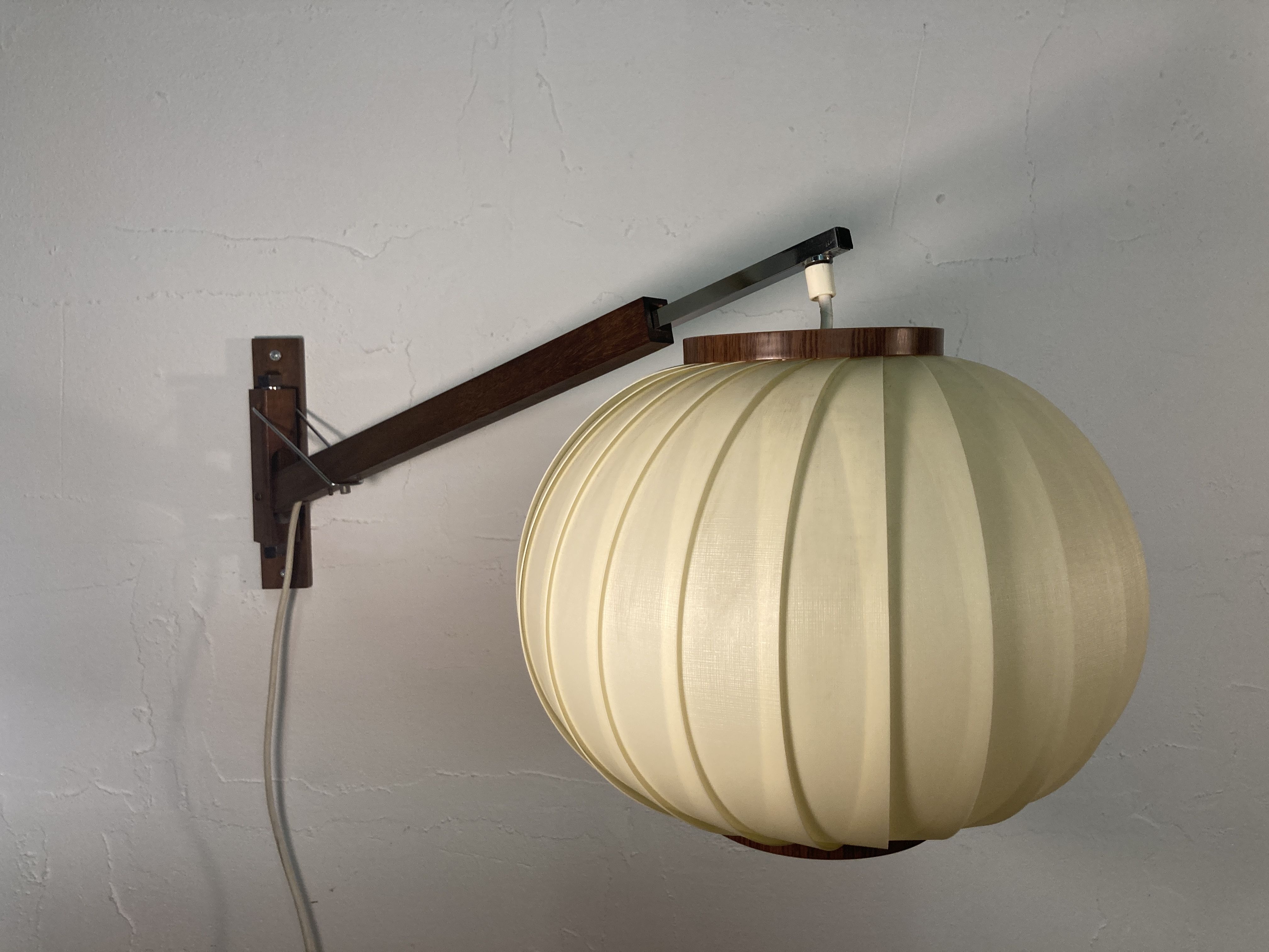 Midcentury swing wall lamp by Svend Aage Holm-Sørensen for HOLM-SØRENSEN & CO, 1950S