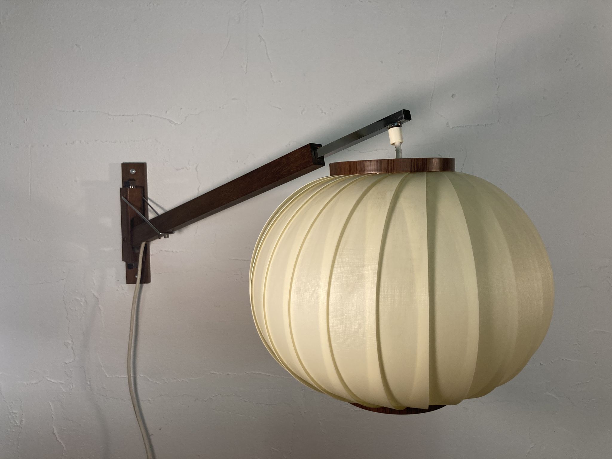 Midcentury swing wall lamp by Svend Aage Holm-Sørensen for HOLM-SØRENSEN & CO, 1950S