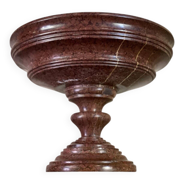 Red griotte marble basin from around 1800.