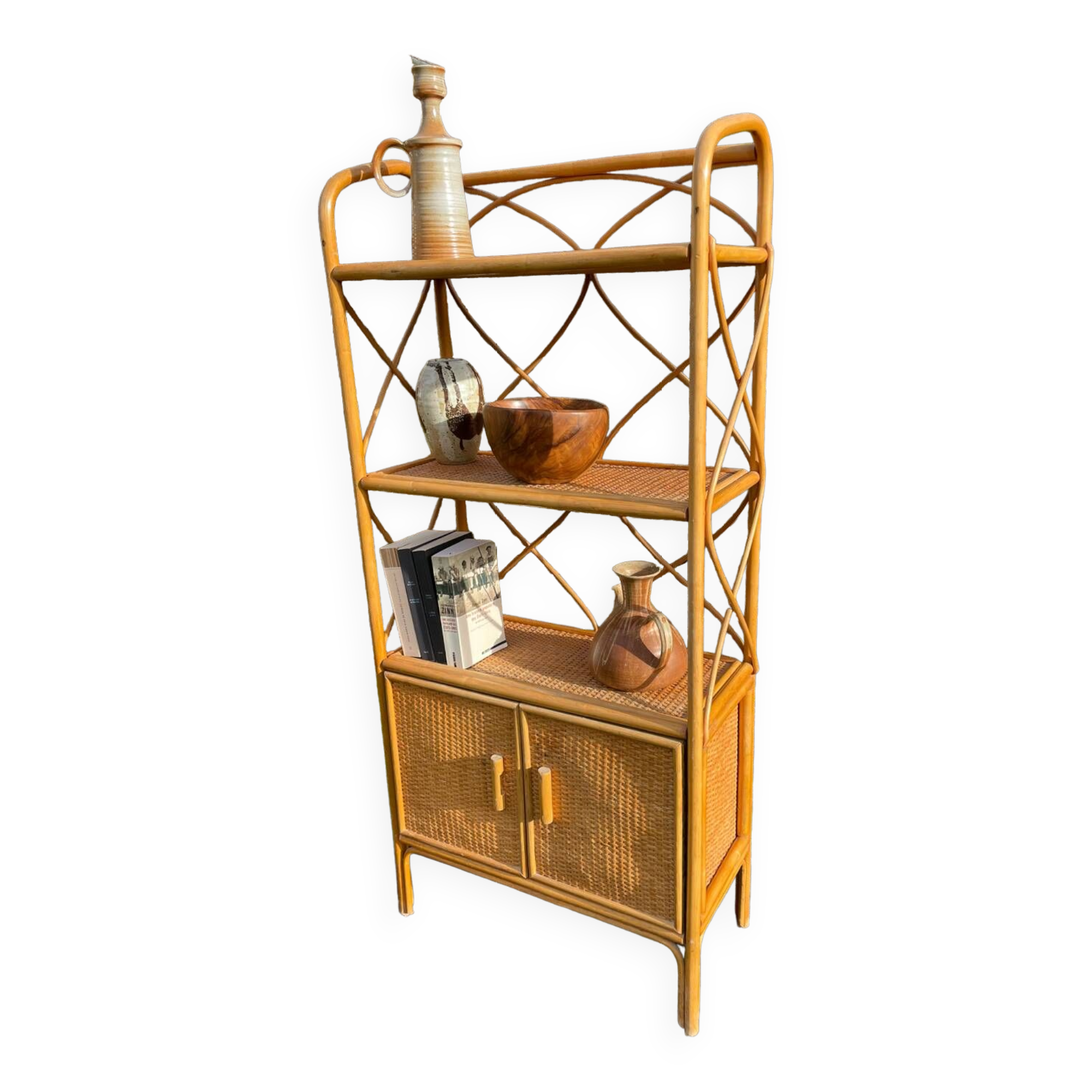 Honey-colored rattan shelf 🍯