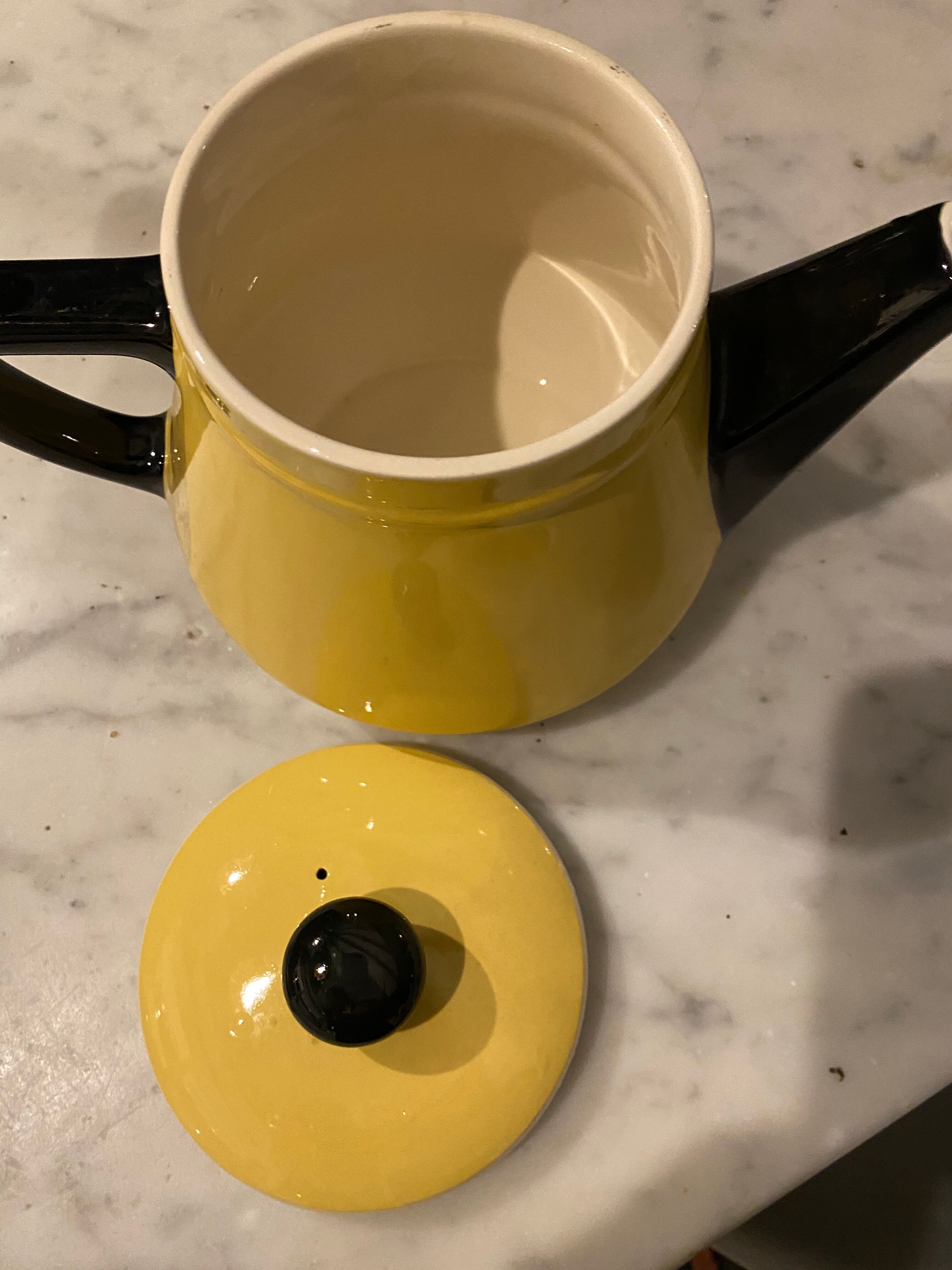 Villeroy and Boch ceramic teapot