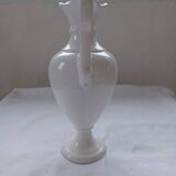 White earthenware ewer from Saint-Clément.