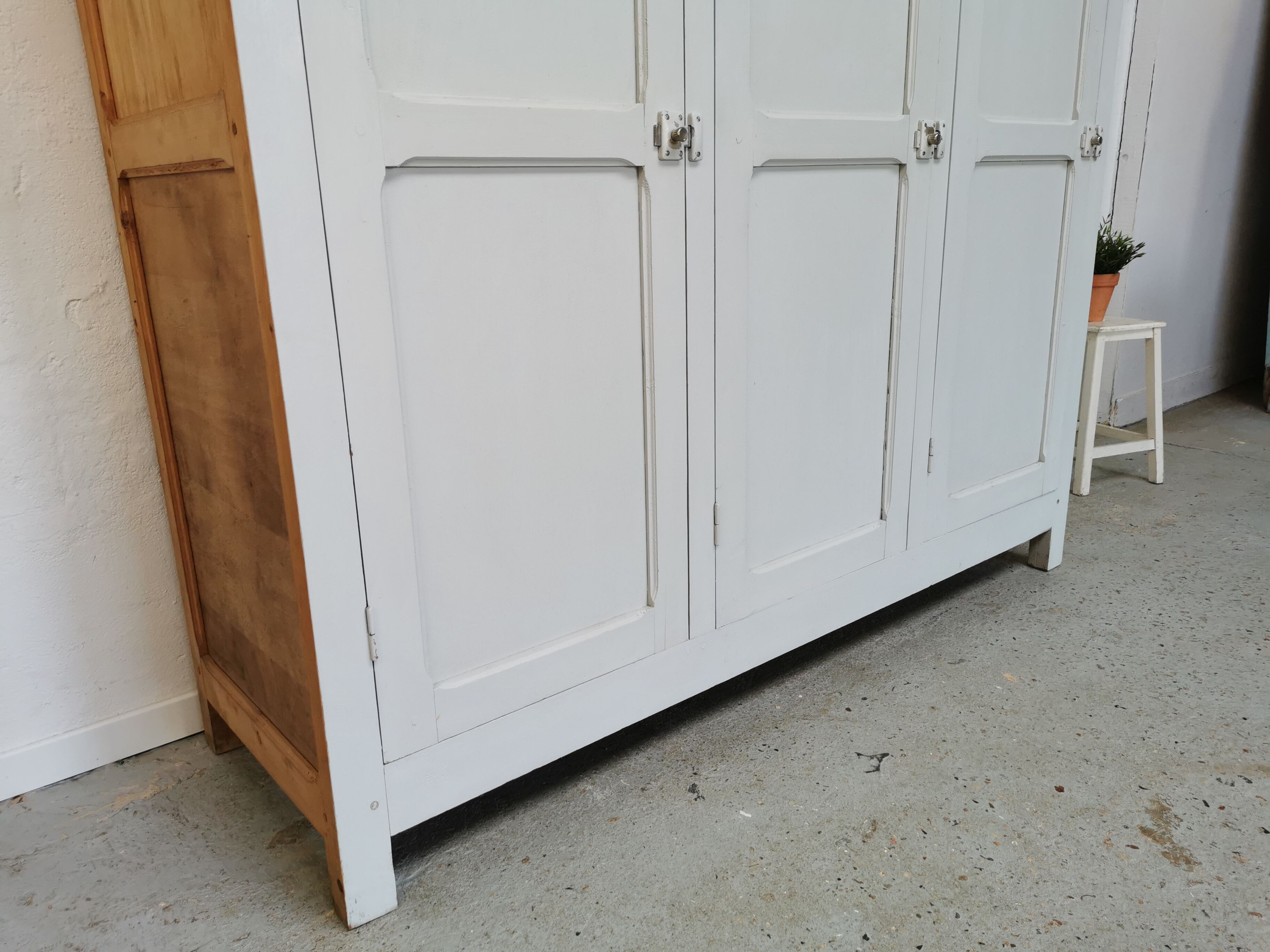 Vintage Parisian wardrobe