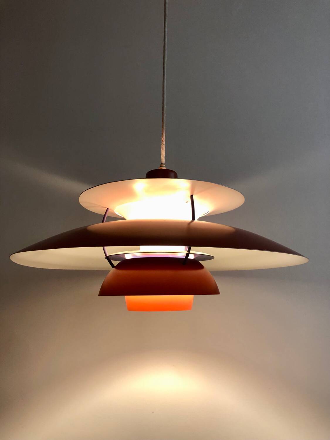 Danish vintage PH5 pendant light (Poul Hennigsen for Louis Poulsen)