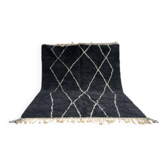Handmade Moroccan rug 250cm x 200cm