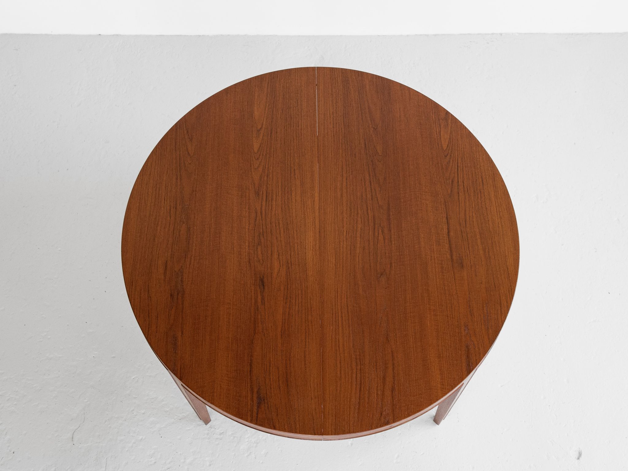 Midcentury Danish round dining table in teak by Severin Hansen for Haslev 1960s