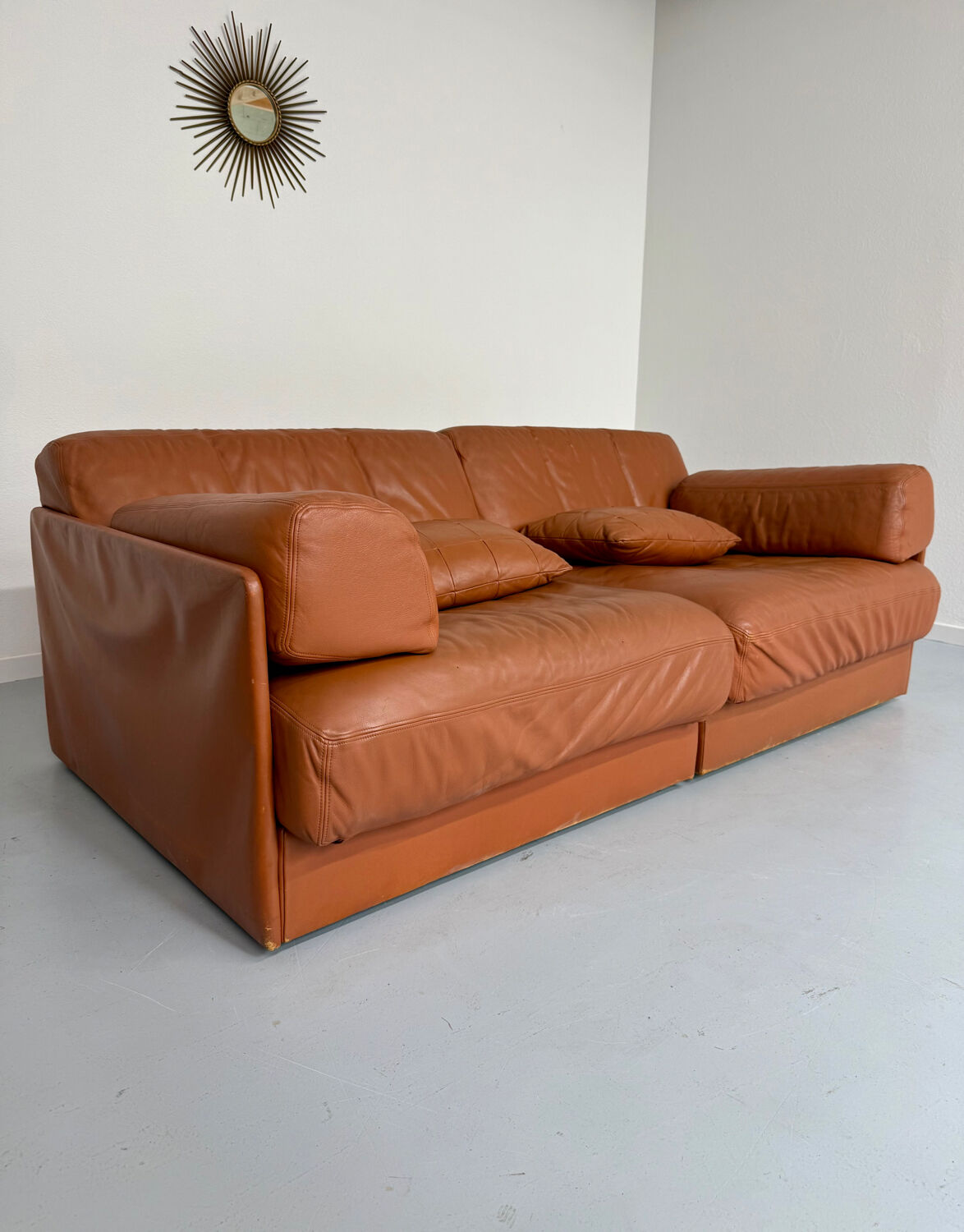 Camel leather 2-seater sofa design desede ds 76 vintage