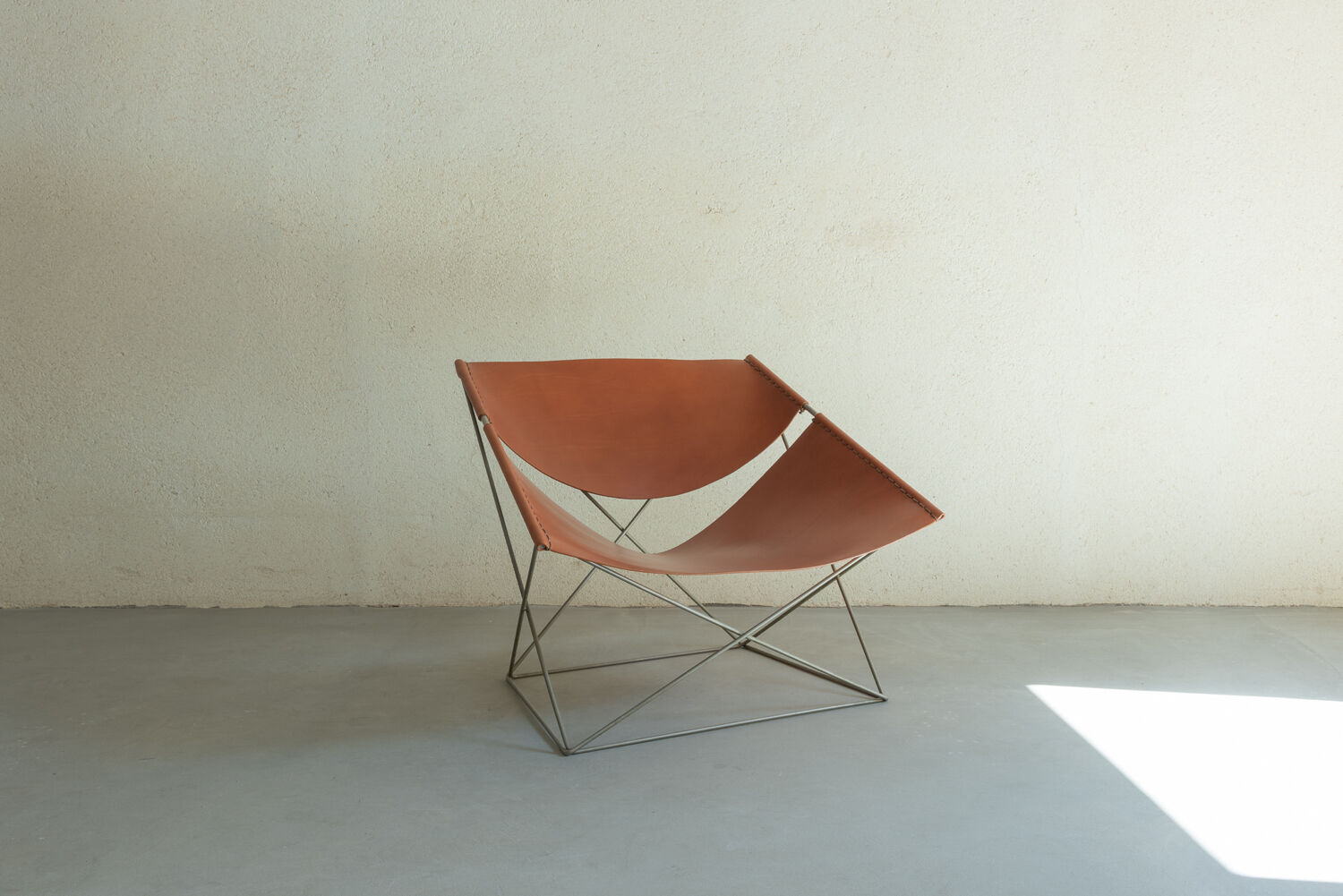 Pierre Paulin, "Butterfly" model armchair