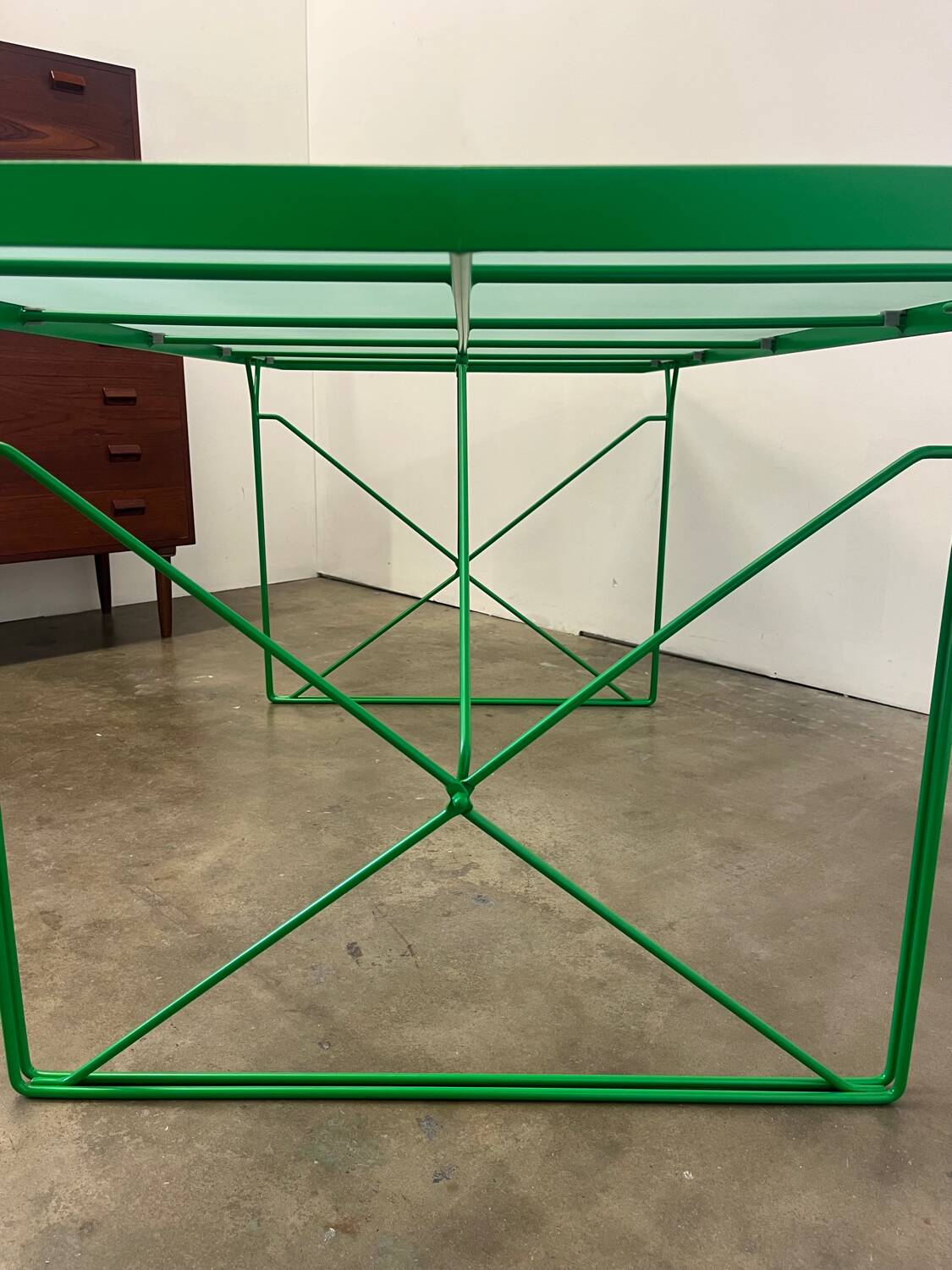 Vintage table "moment", design Niels Gammelgaard circa 1980