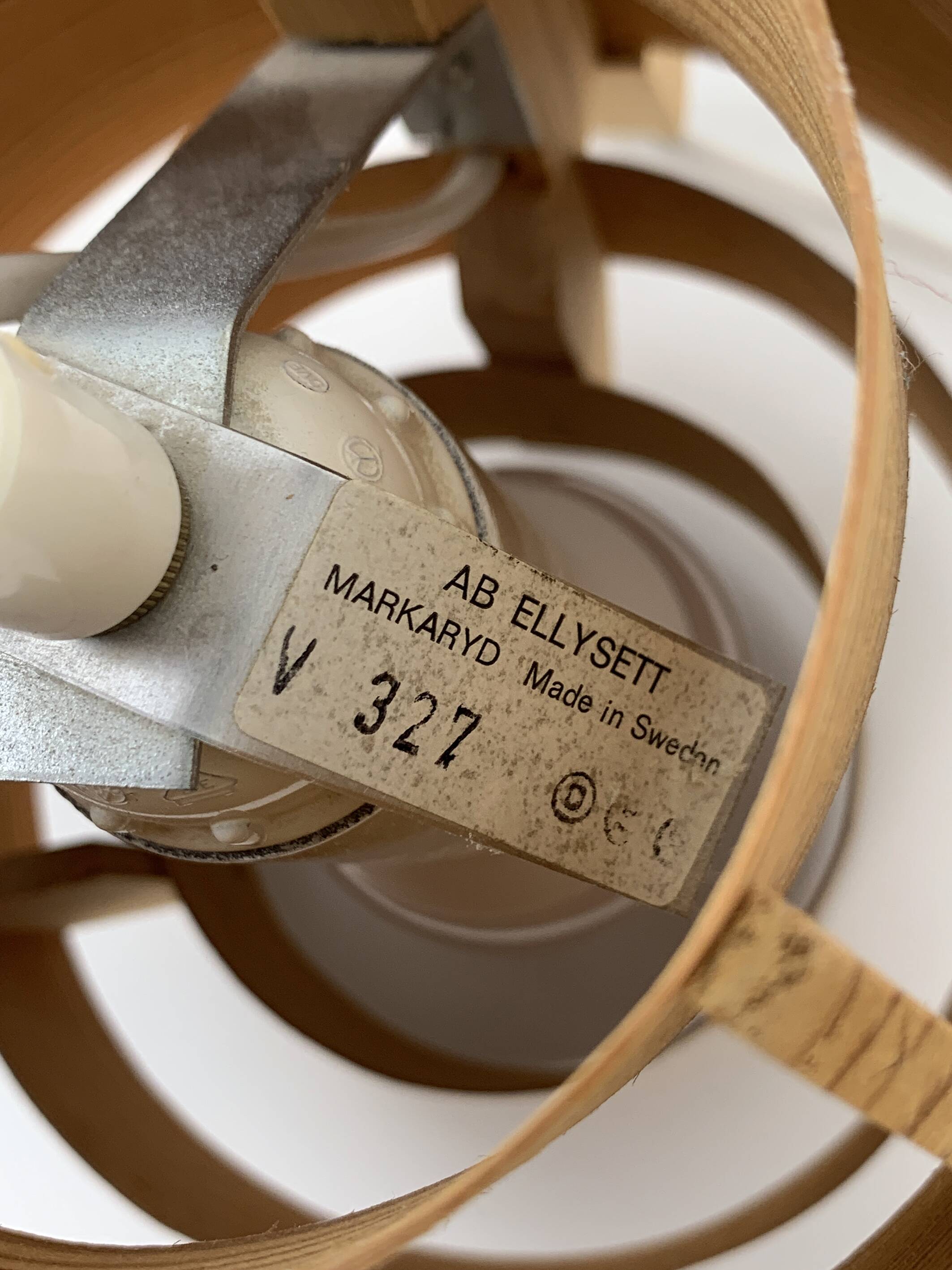 Pair of V-327 pine wall lights Hans-Agne Jakobsson for AB Markaryd, 1960