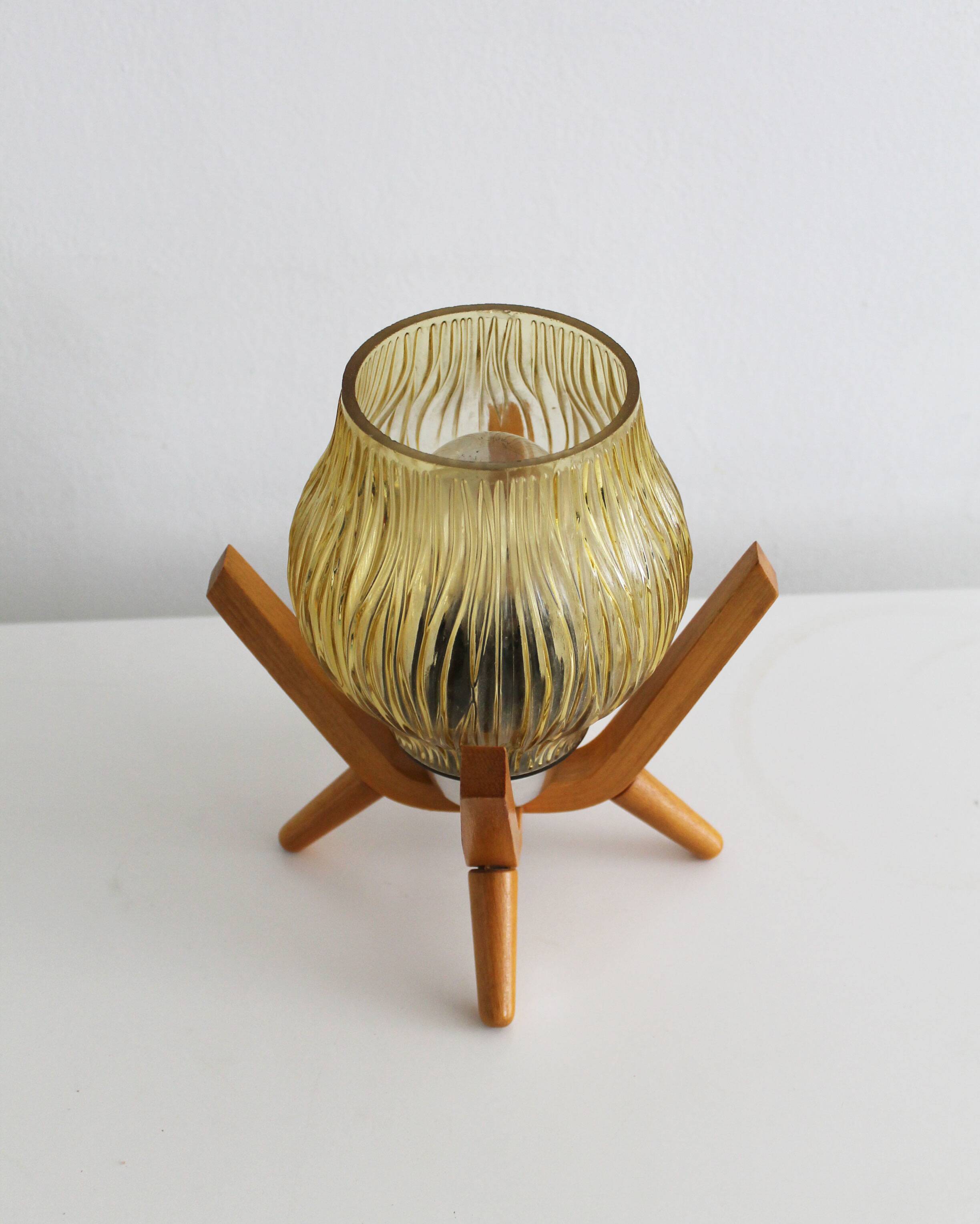 Paire de lampes de chevet vintage des années 1970 par Drevo Humpolec