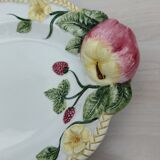 Serving dish in slip