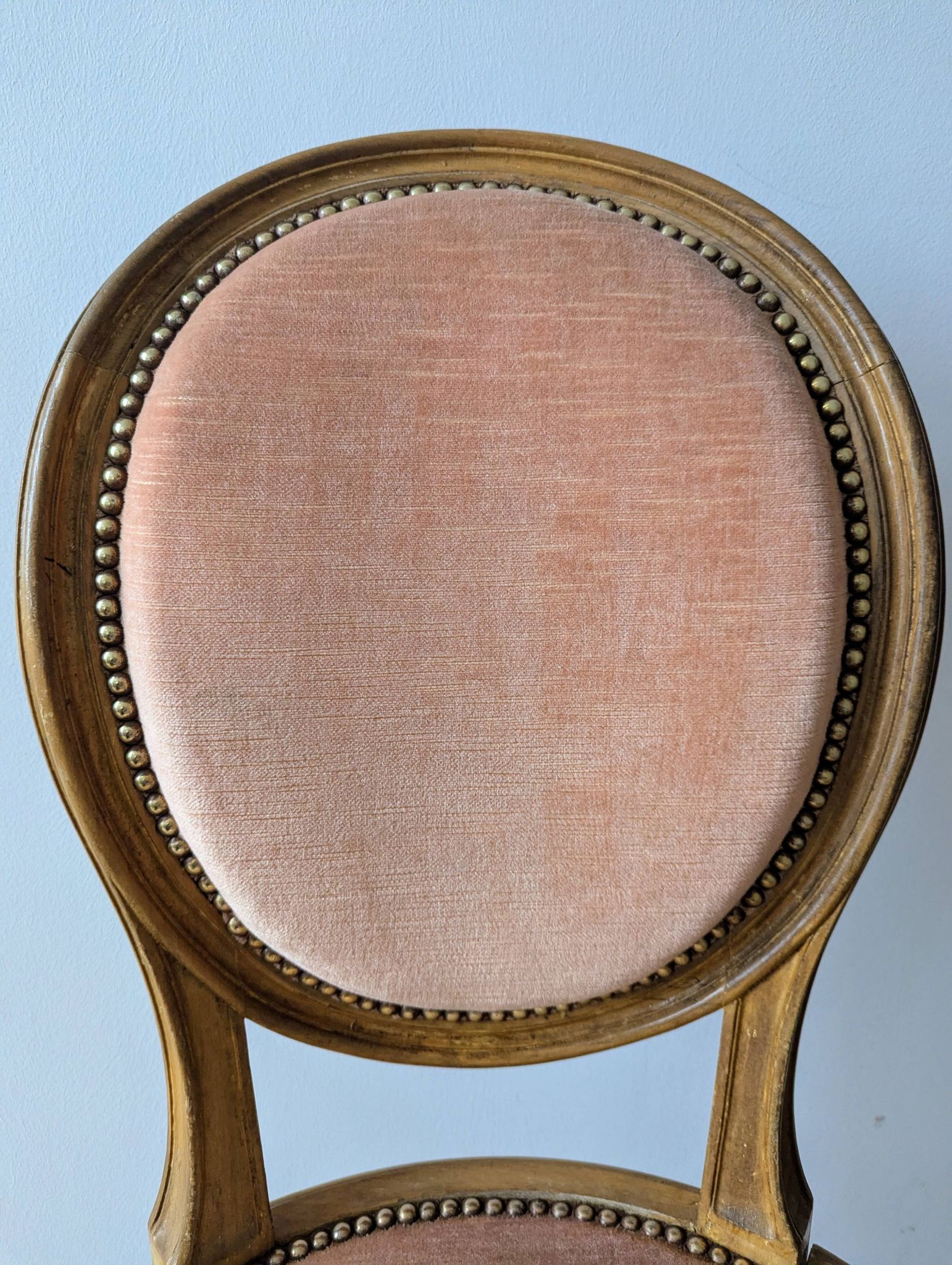 Louis XVI armchair with patina and antique velvet