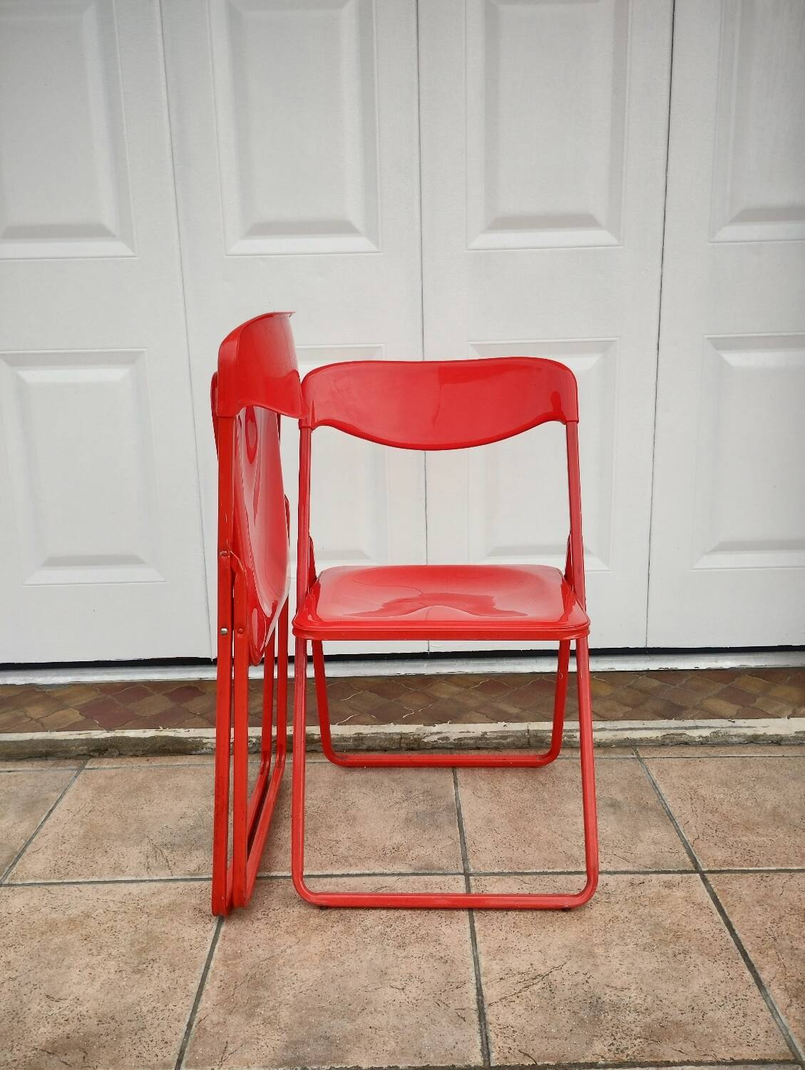 Pair of Italian folding chairs