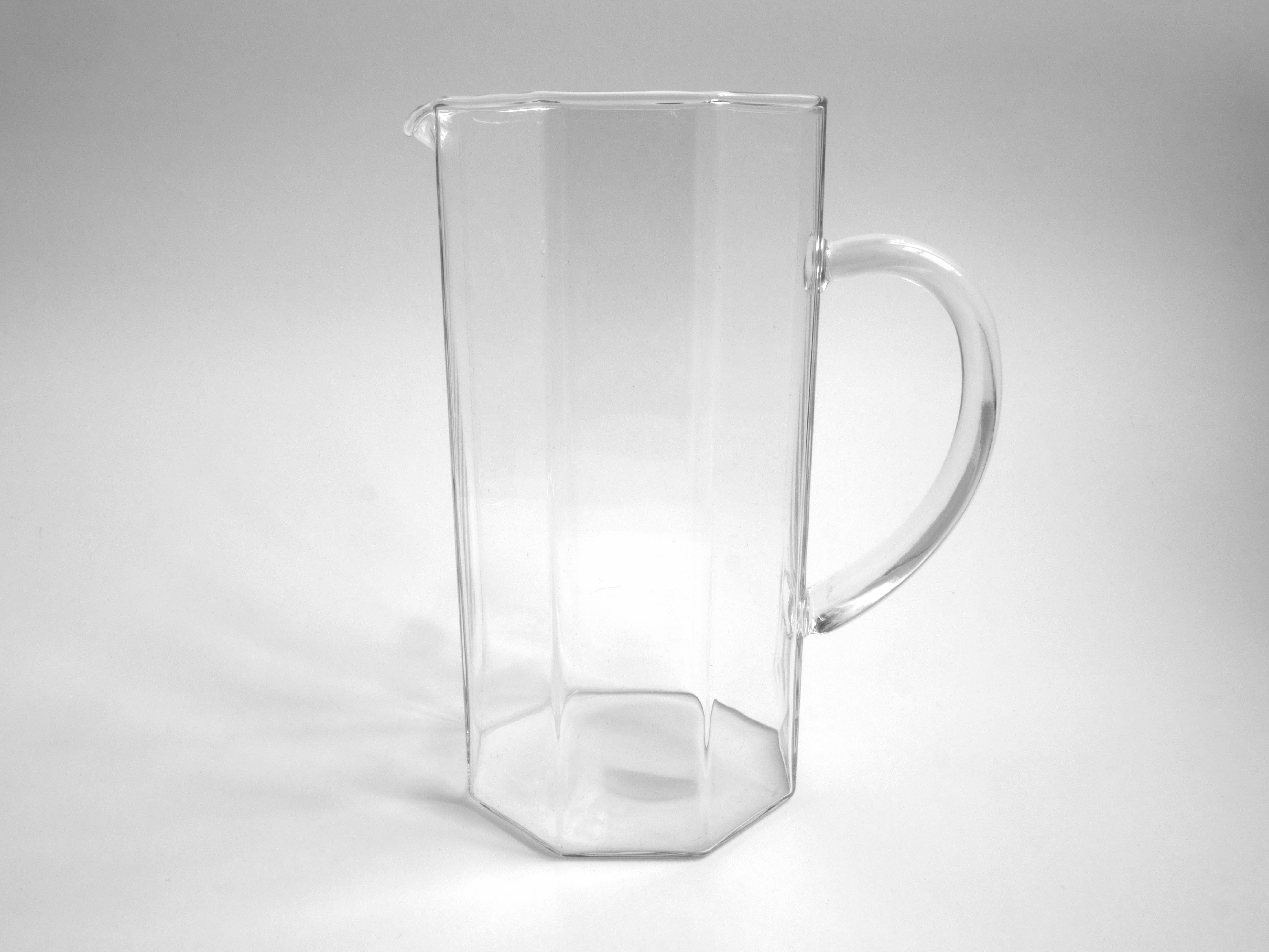 Octagonal carafe octime