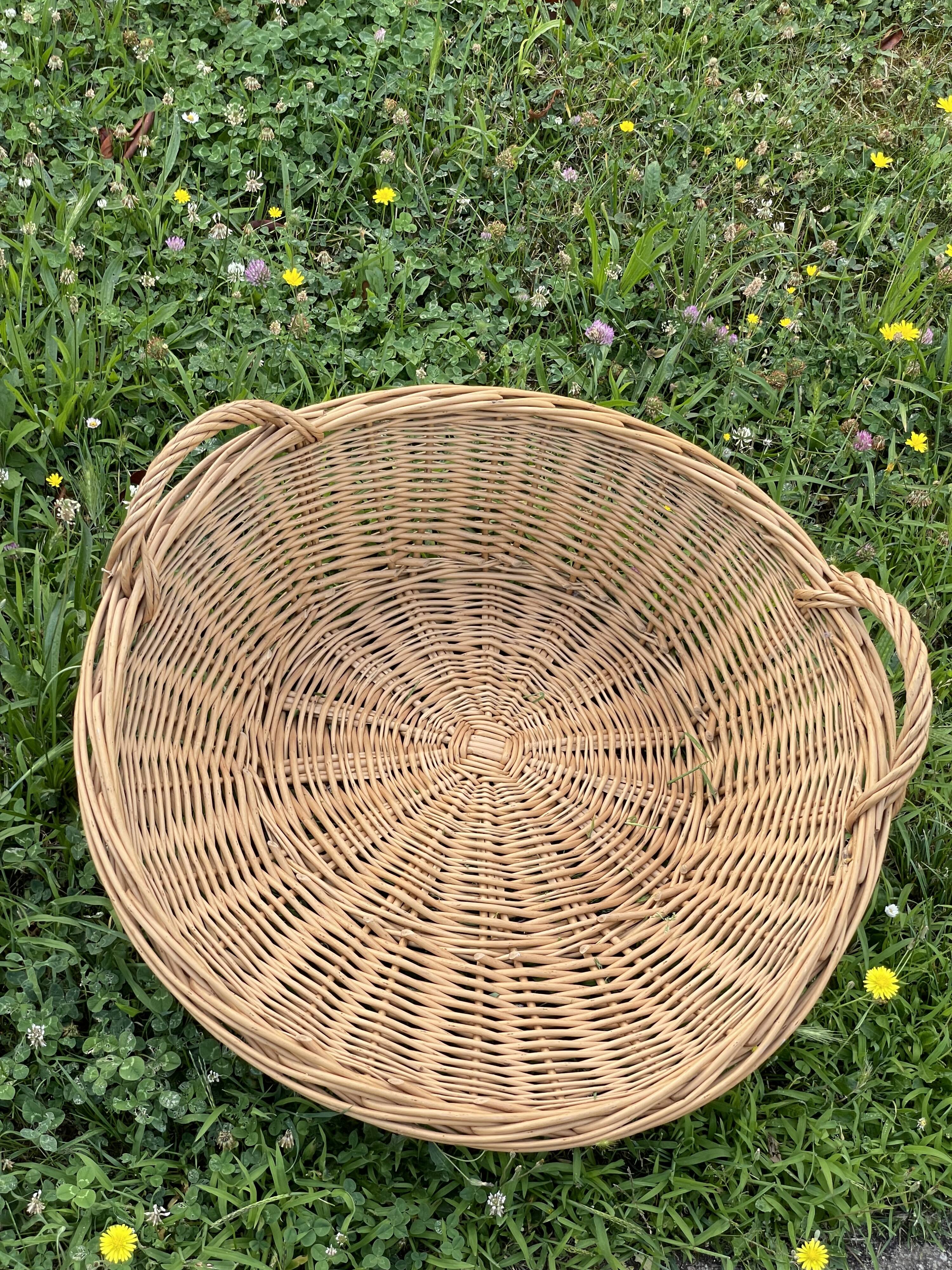 Large rattan bakery basket
