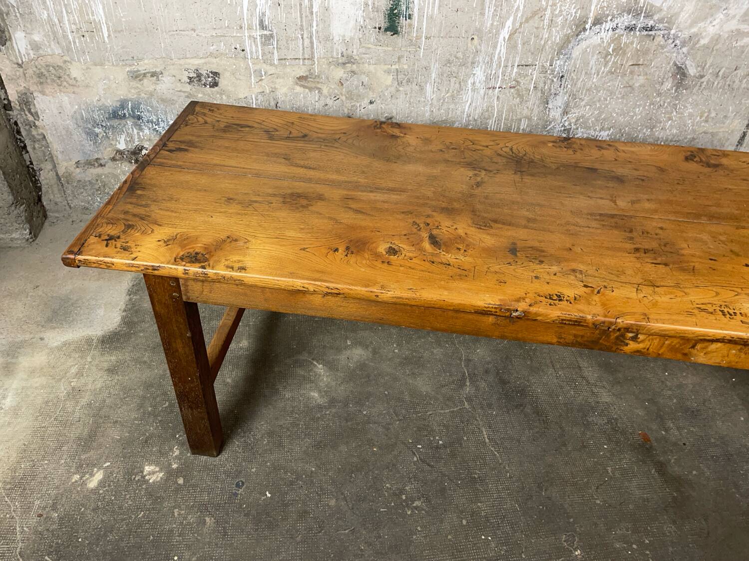 Popular Norman work farm table