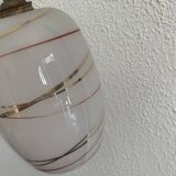 Suspension vintage 1960 opaline rouge et doré lustre - 16 x 11 cm