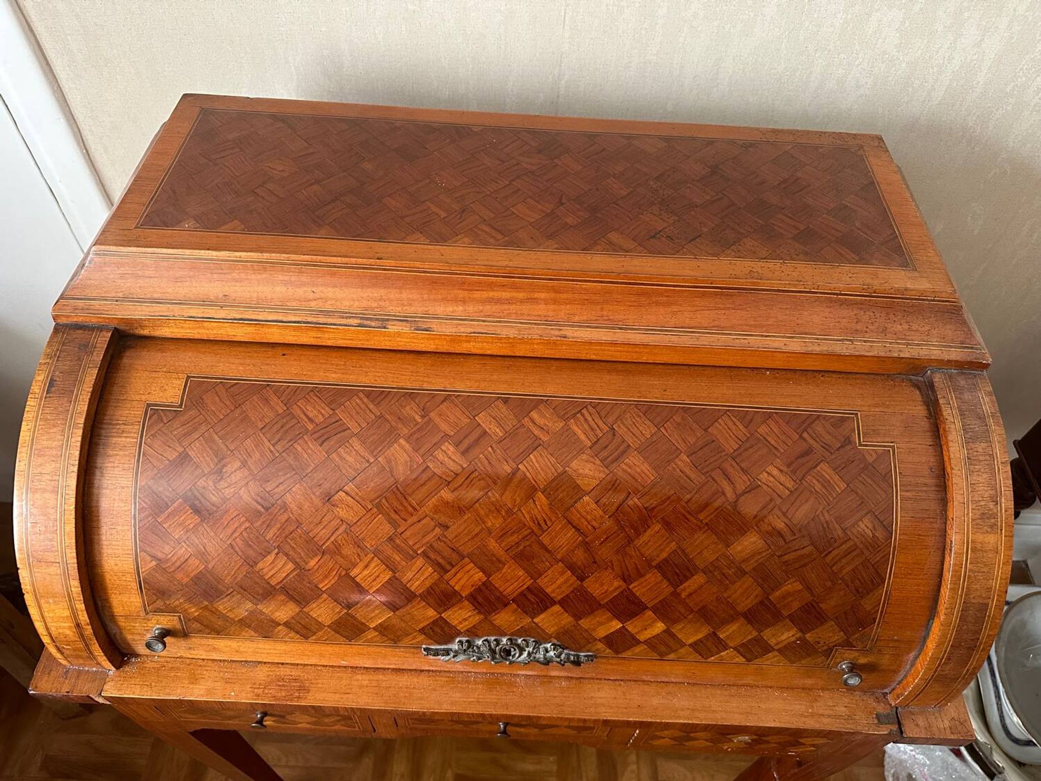 Cylindrical desk in cubic marquetry Louis XVI style late 19th, early 20th century
