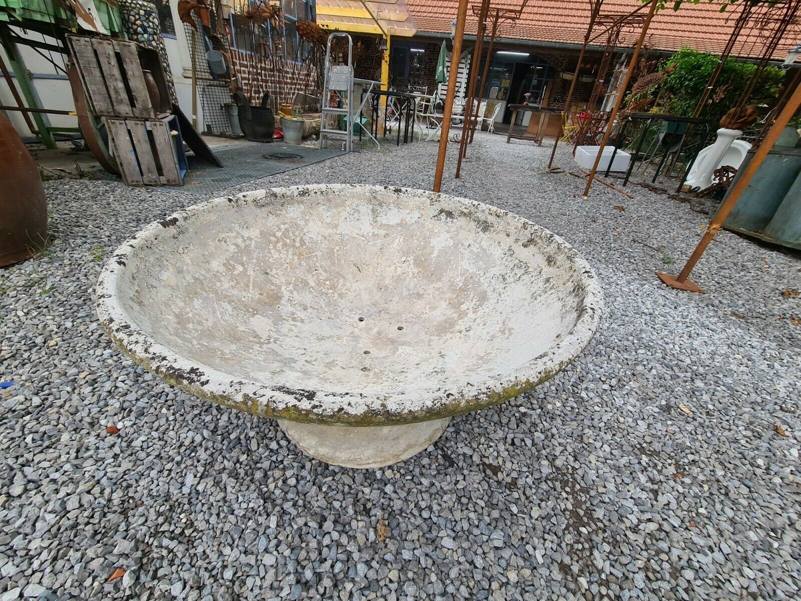 René Pechère design planter cup, published by Eternit