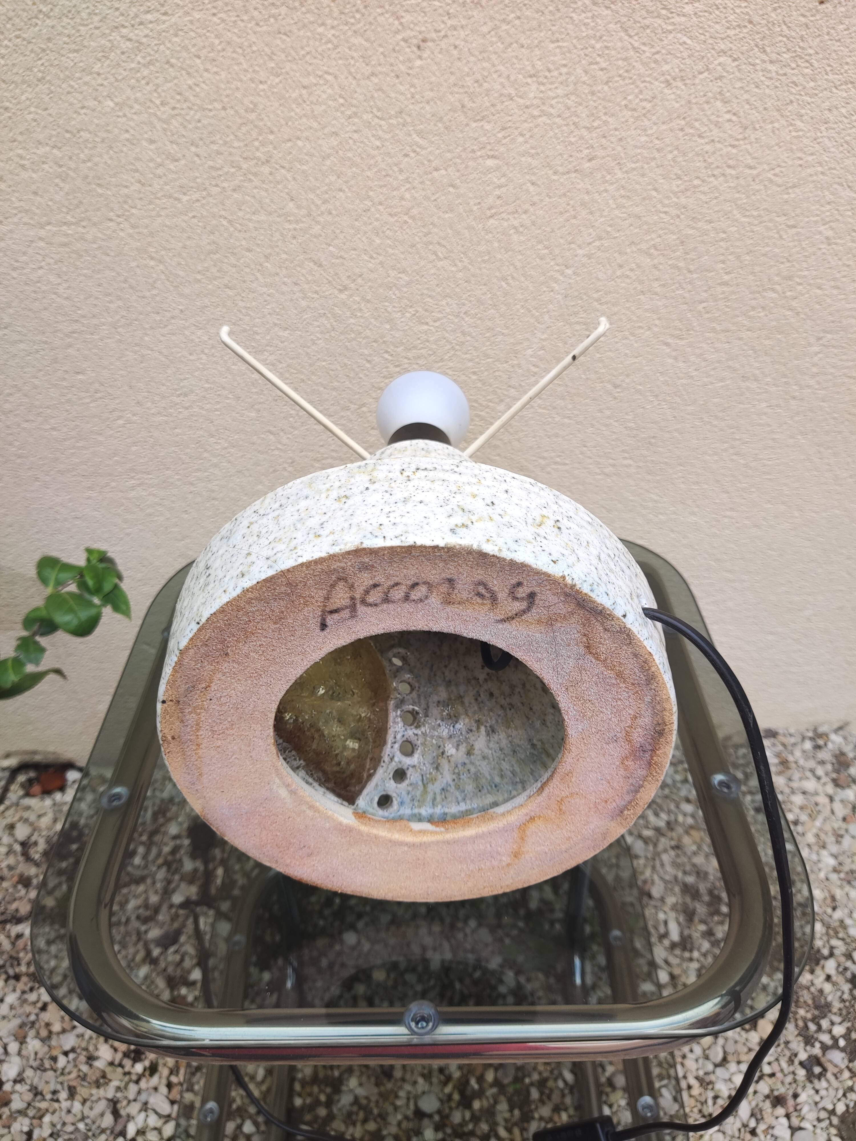 Bedside lamp in sandstone accolay