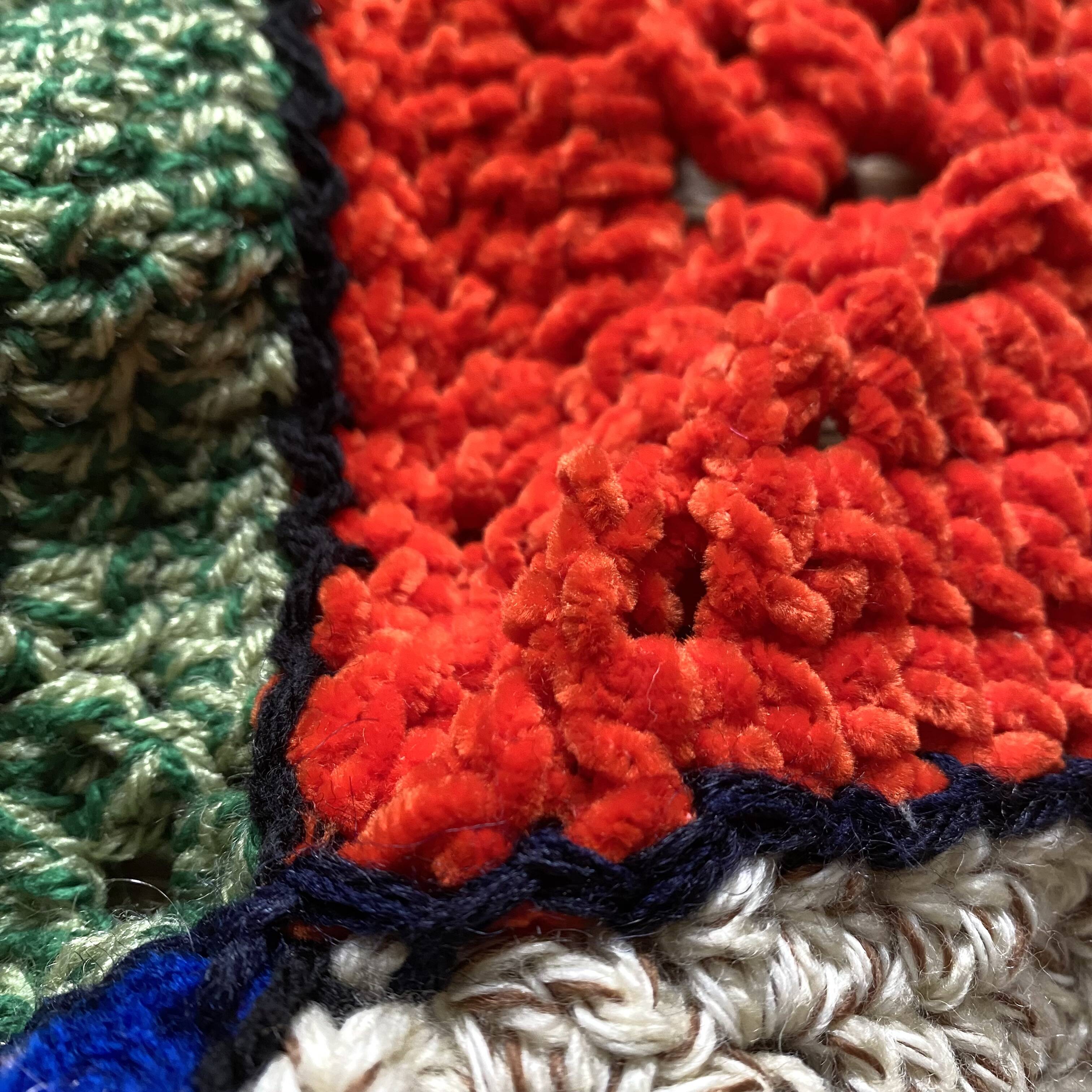 Vintage crochet blanket 90X120 cm