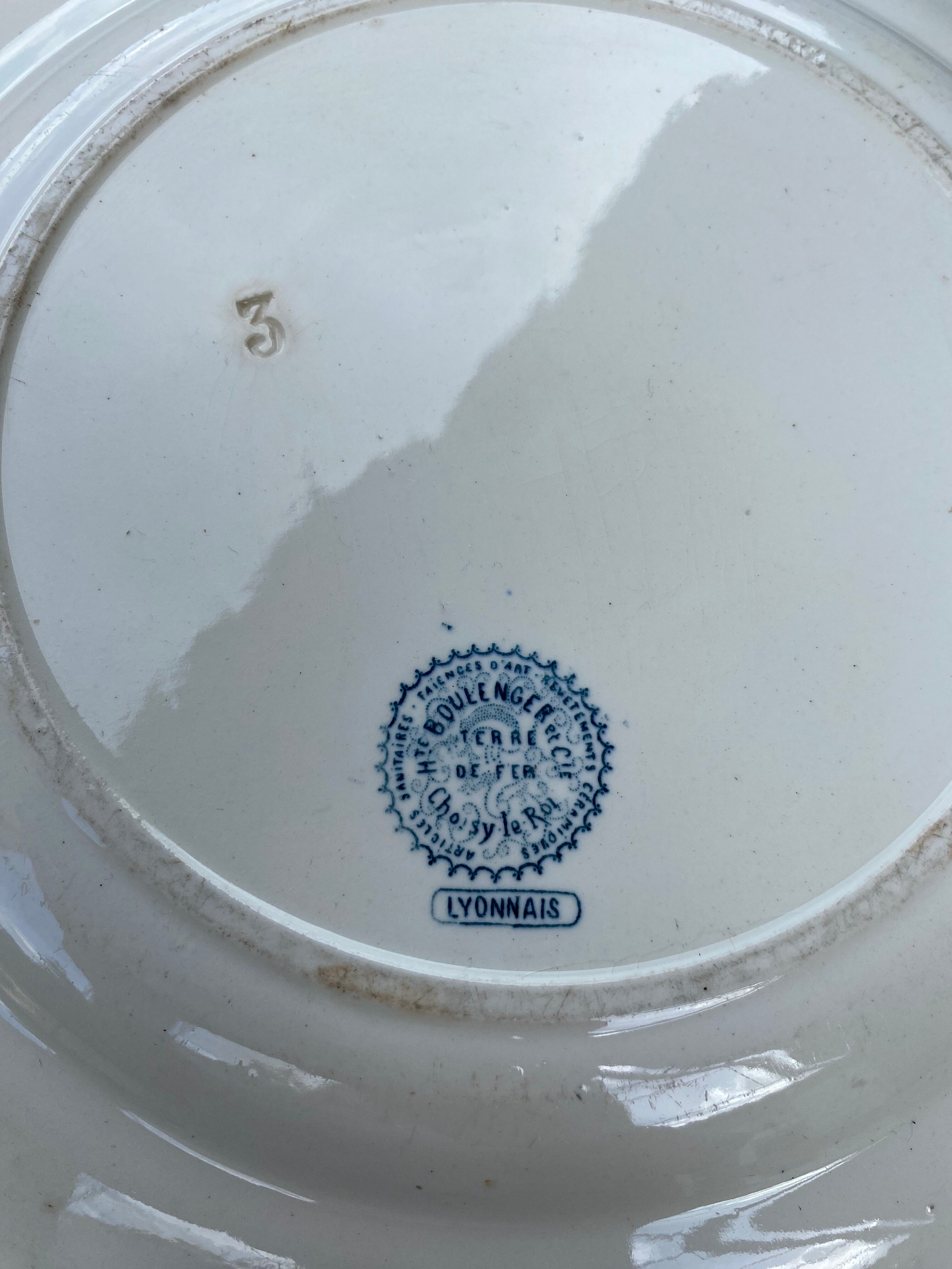 Large round serving dish in Ironstone – Choisy-le-Roi, model "L"