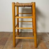 Bar stool