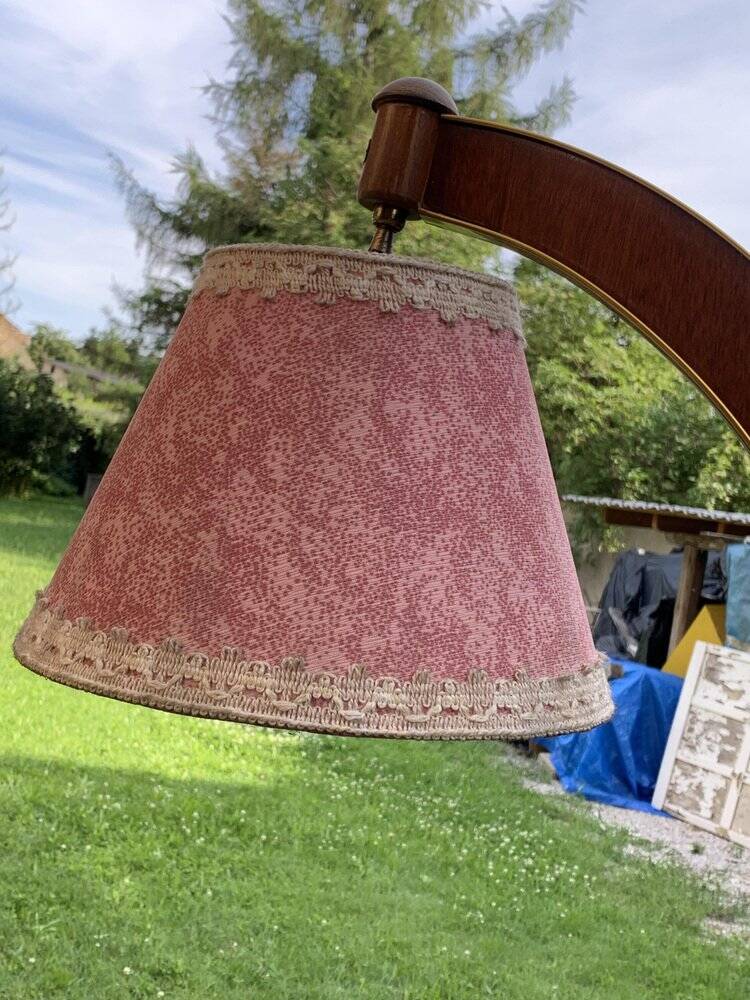 Art Deco brown walnut cocktail bar cabinet with integrated lamp and mirrored display 1950s