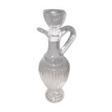 Carafe ancienne en verre moulé