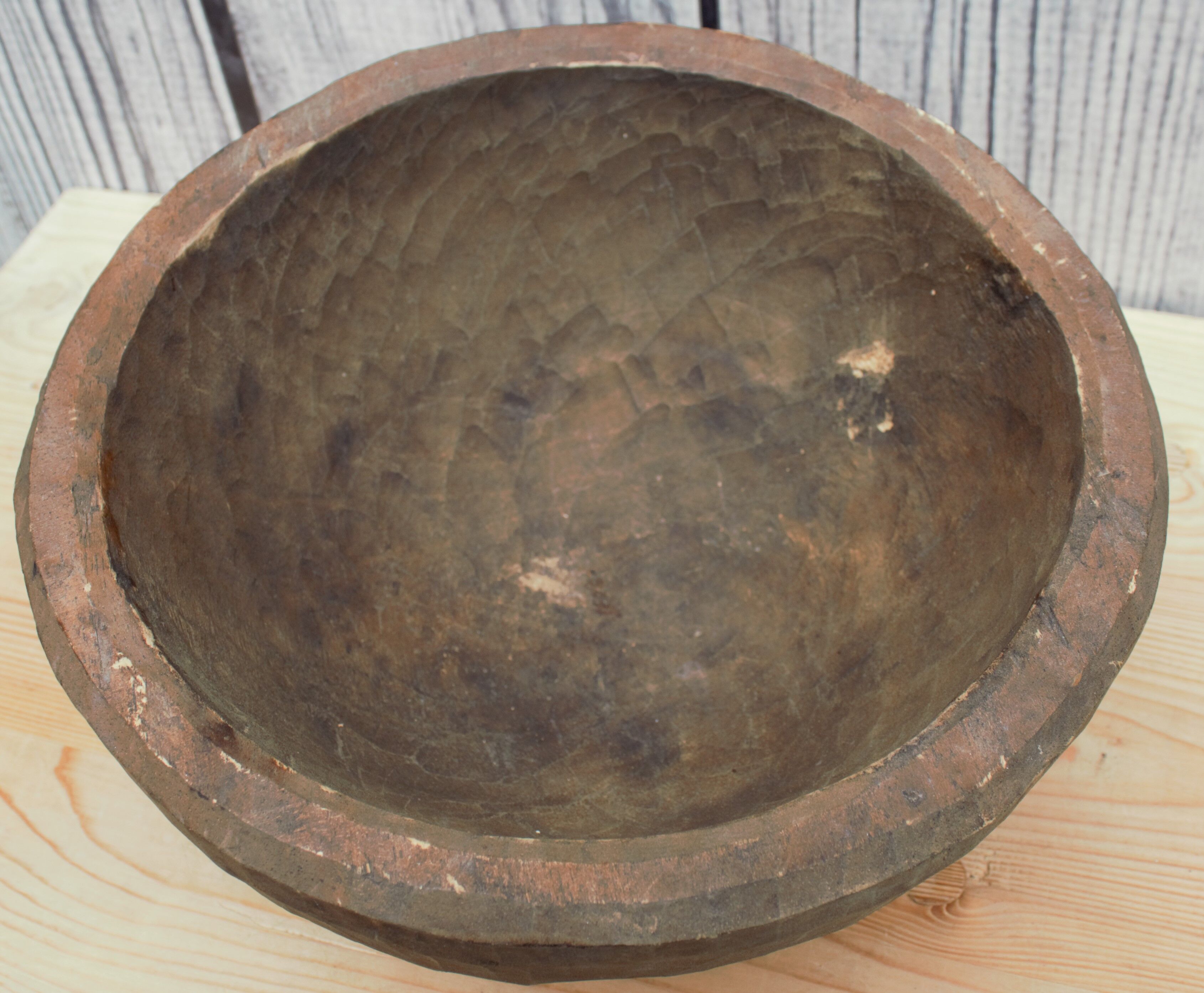 Wooden bowl decorative