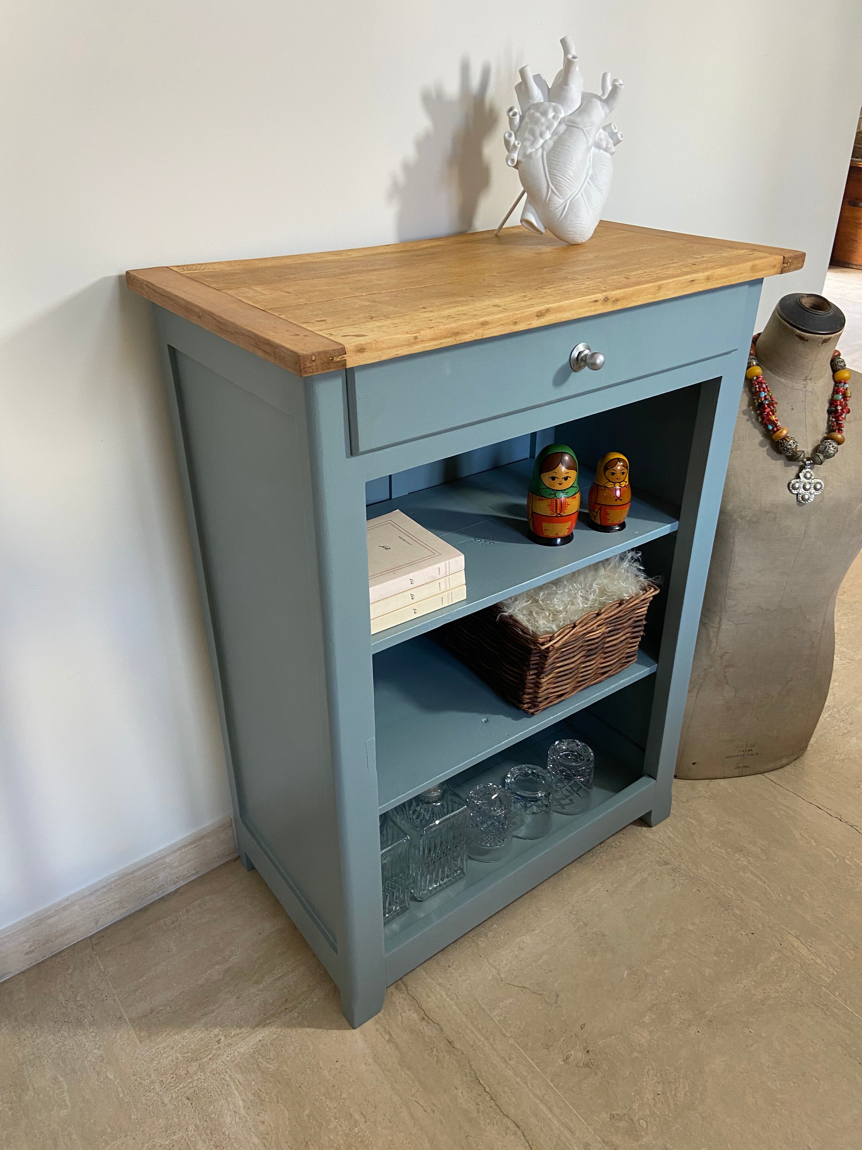 Small Parisian buffet without door 1950