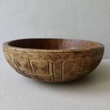 Large carved wooden basket from the Marquesas Islands, folk art