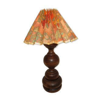 Lampe de table , pied en noyer